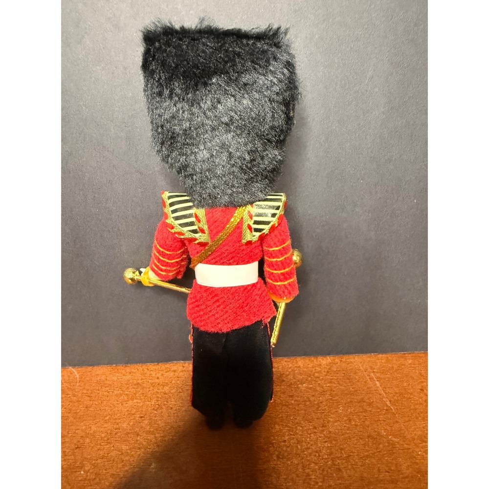 Vintage British Royal Guard Drummer Souvenir Doll 7 In Red Uniform Bearskin Hat - Picture 2 of 3